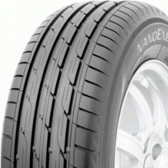 Toyo NanoEnergy 2 215/45 ZR 17 91W