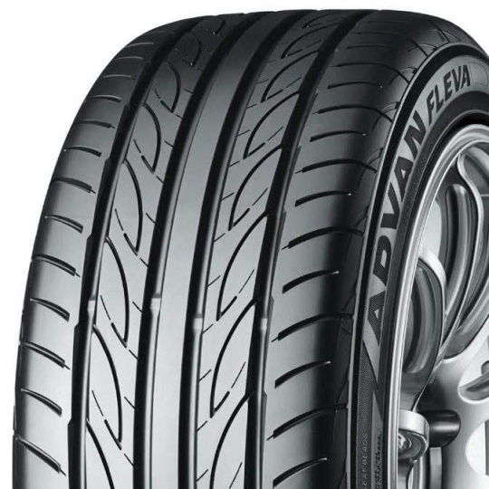 Yokohama Advan-Fleva V701 225/40 R 18 92W